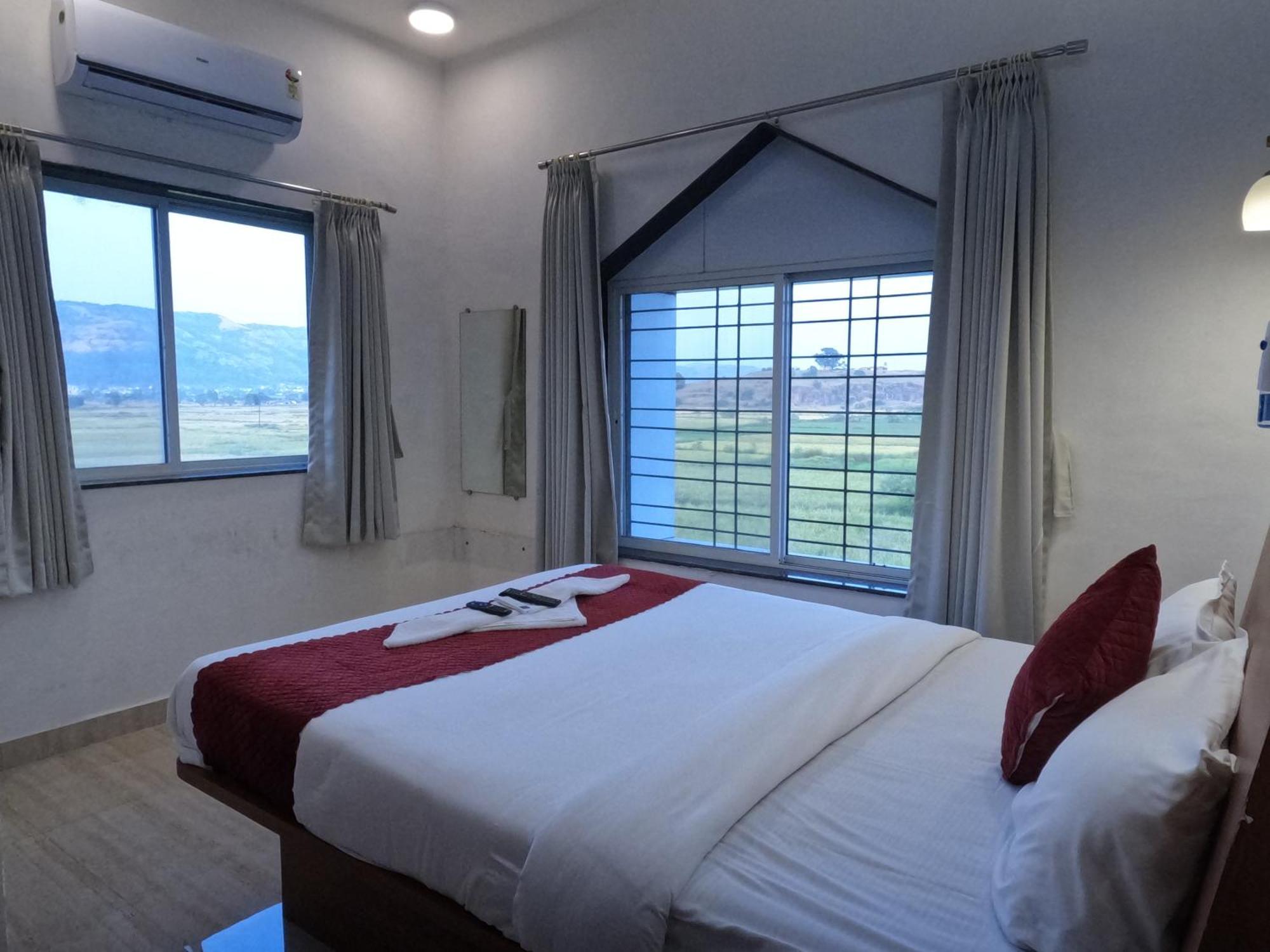 Hotel Sandesh Palace Lonavala Luaran gambar